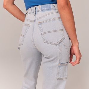 Abercrombie ultra high rise 90’s straight carpenter jean